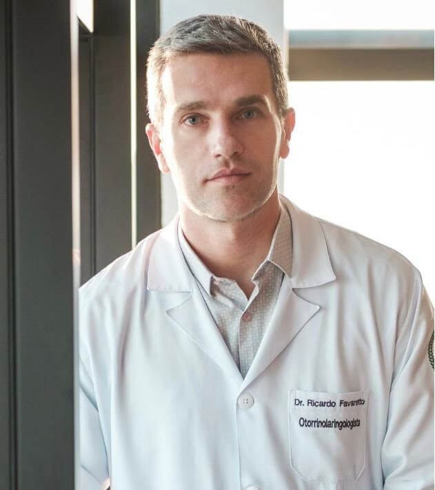 Dr. Ricardo Maurício Favaretto